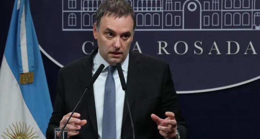 Qu&eacute; dec&iacute;a Adorni en 2024 sobre el uso particular del Tango 01