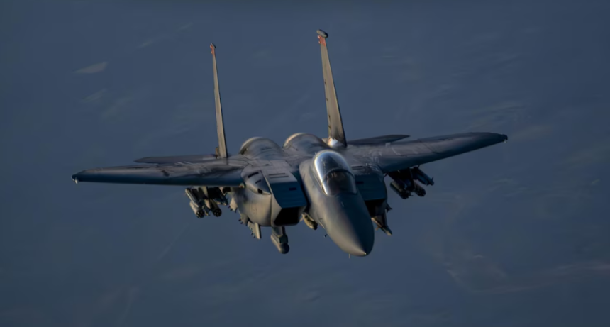 Dos aviones de guerra de Estados Unidos fueron derribados en Ir&aacute;n: contin&uacute;a la b&uacute;squeda de un tripulante desaparecido