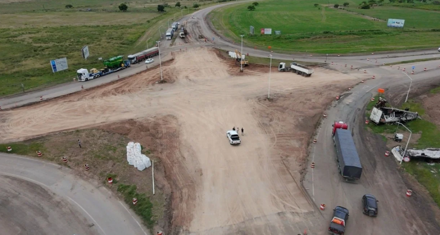 Arruf&oacute;: contin&uacute;a la construcci&oacute;n de la rotonda en el cruce de las Rutas N&deg; 34 y 39