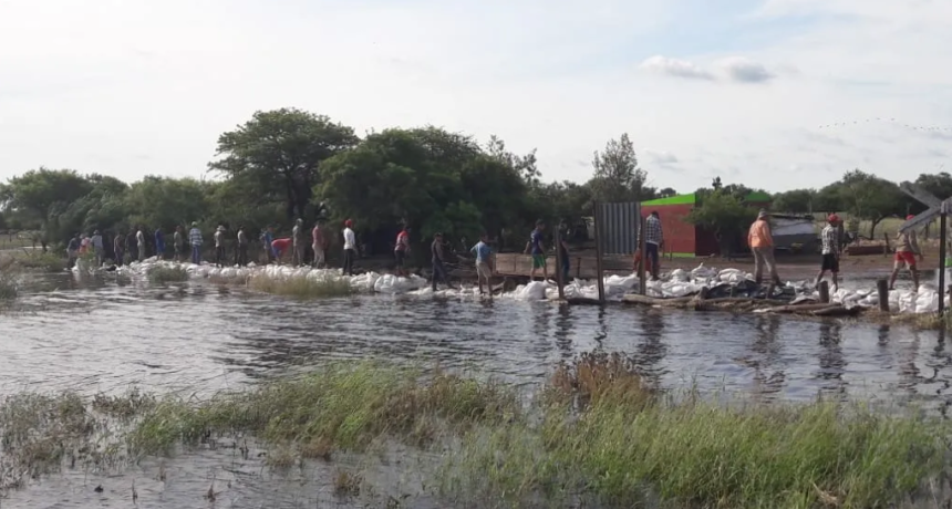La Comisi&oacute;n de Emergencia Agropecuaria recomend&oacute; declarar la emergencia en 16 distritos santafesinos por las inundaciones