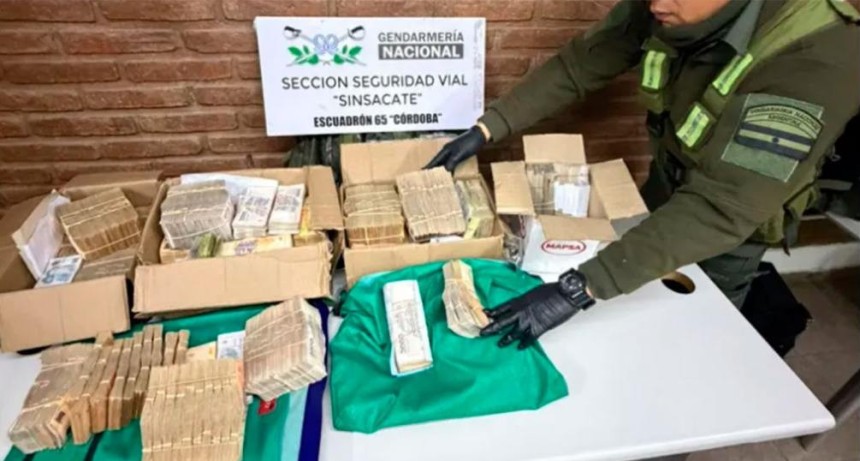 Millonario cargamento desde Santiago del Estero: Gendarmer&iacute;a secuestr&oacute; m&aacute;s de $56 millones en un cami&oacute;n
