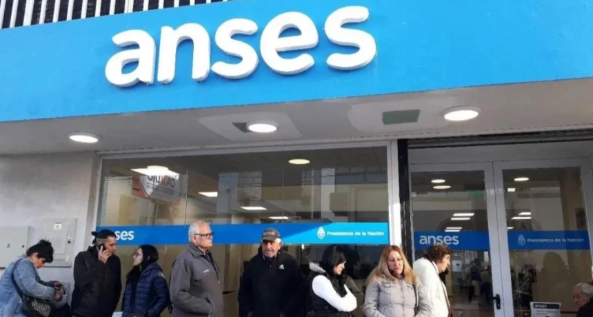 Ajuste por inflaci&oacute;n, bono y aguinaldo: cu&aacute;nto cobrar&aacute;n los jubilados ANSES y AUH desde junio