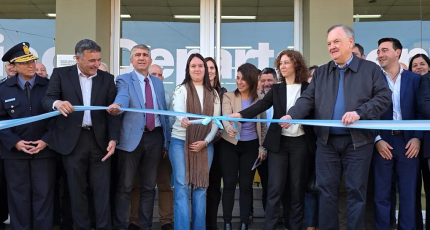 Con aporte provincial, San Crist&oacute;bal cuenta con nuevo Centro C&iacute;vico Departamental para un mejor acceso a servicios p&uacute;blicos