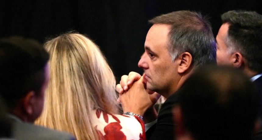 Adorni, ministro de Escupidas de Asados del Gobierno nacional