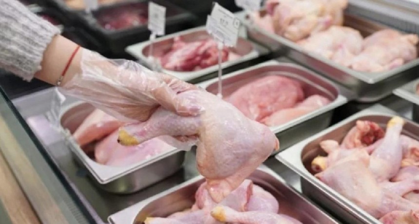 El pollo desplaz&oacute; a la carne vacuna y ya es el m&aacute;s consumido en Argentina
