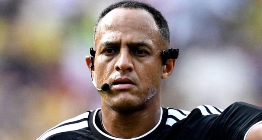 La FIFA design&oacute; a Ismail Elfath como &aacute;rbitro para la semifinal Argentina-Inglaterra: &iquest;Qui&eacute;n es?
