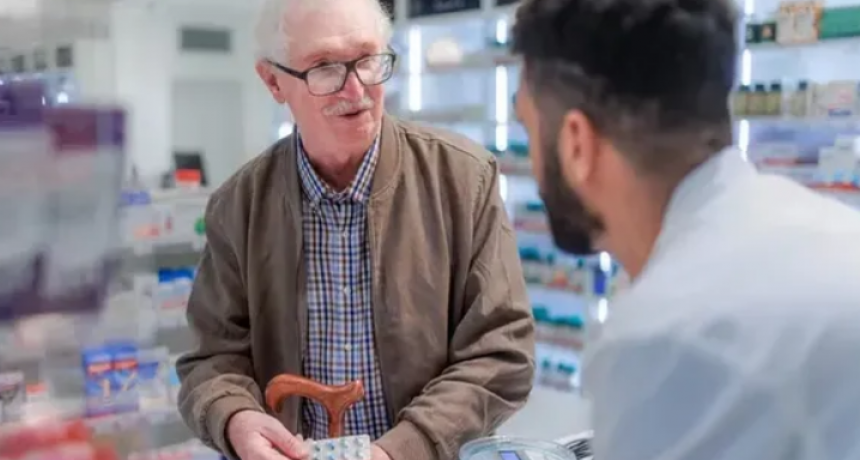 Alertan por deuda de PAMI con farmacias que dificulta entrega de medicamentos