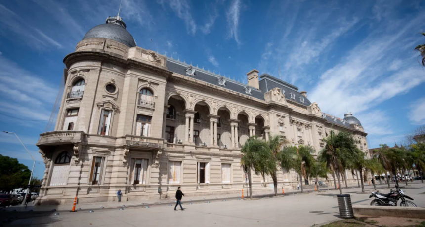 Paritarias en Santa Fe: se conoció la inflación de octubre y llega una semana clave para actualizar salarios