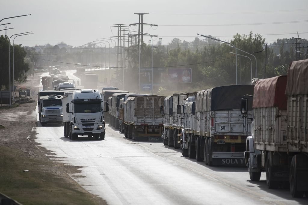 Emergencia logística: transportar mercadería por camión aumentó un 47% en 2019 