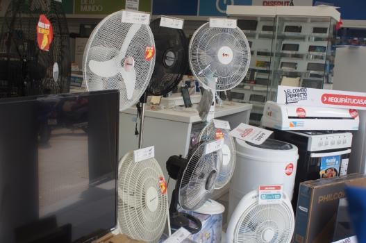 La ola de calor disparó las ventas de equipos de aire acondicionado y ventilación