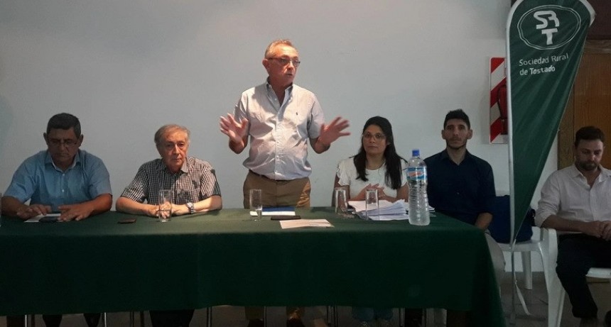 El gobierno provincial entreg&oacute; cr&eacute;ditos a productores ganaderos del departamento Nueve de Julio