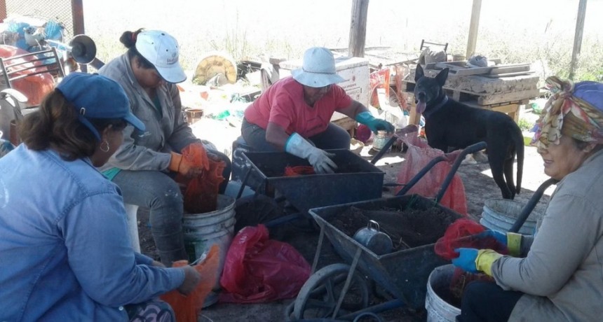 Una cooperativa revolucionó la recuperación de residuos en un pueblo cercano a Santa Fe