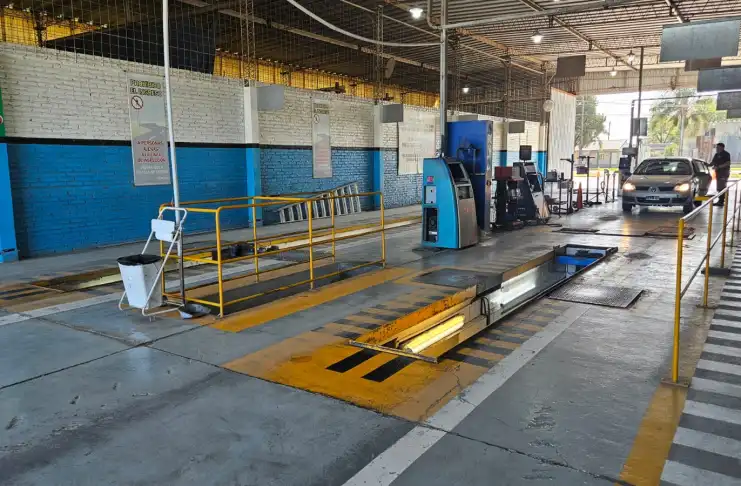 Casi la mitad de los vehículos que circulan en Santa Fe no tienen la RTO al día