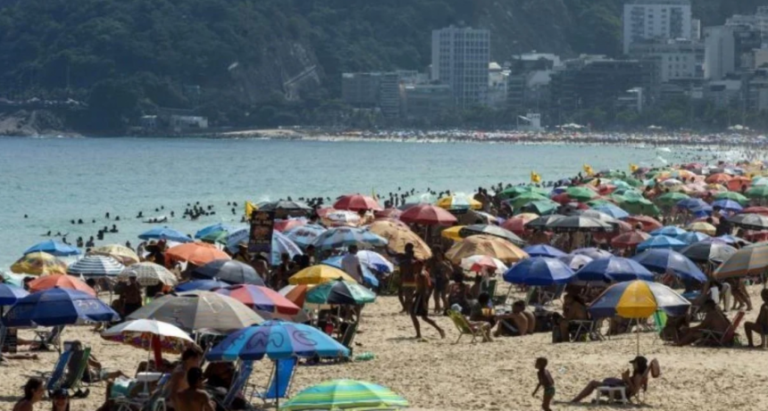 Contaminación en Brasil: 7 de cada 10 playas no estarían aptas para bañarse este verano