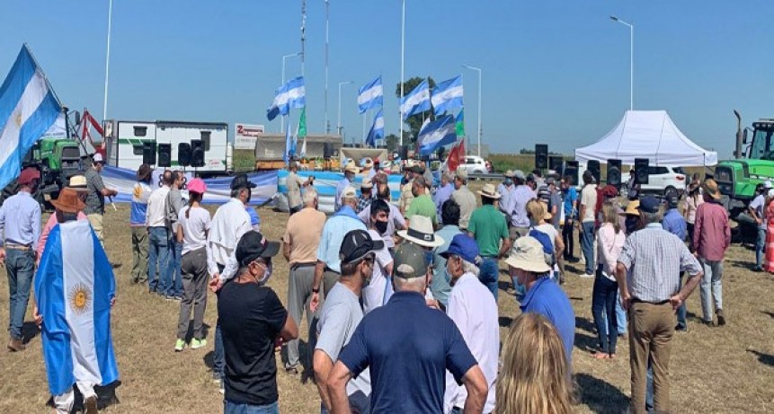 El campo se moviliza con una asamblea de FAA que cosecha el apoyo de otras entidades