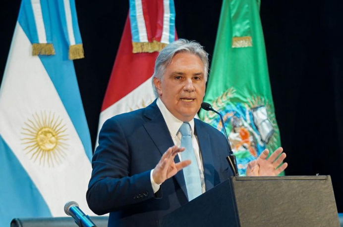 Llaryora inauguró un nuevo período legislativo con un discurso de alto voltaje