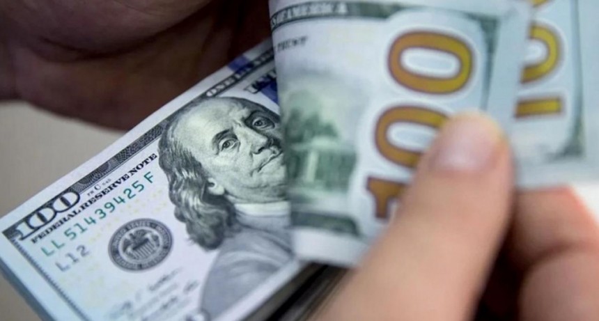 Reacci&oacute;n de los mercados: sube el riesgo pa&iacute;s y el d&oacute;lar vuelve a escalar
