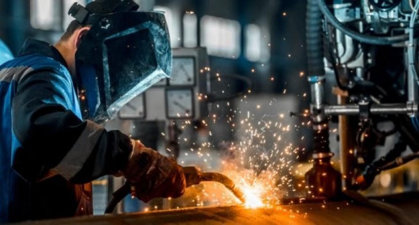 La actividad econ&oacute;mica creci&oacute; 5,2 por ciento en 2022, inform&oacute; el Indec