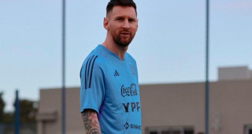 La prensa espa&ntilde;ola afirma que Messi negociar&aacute; con el Barcelona
