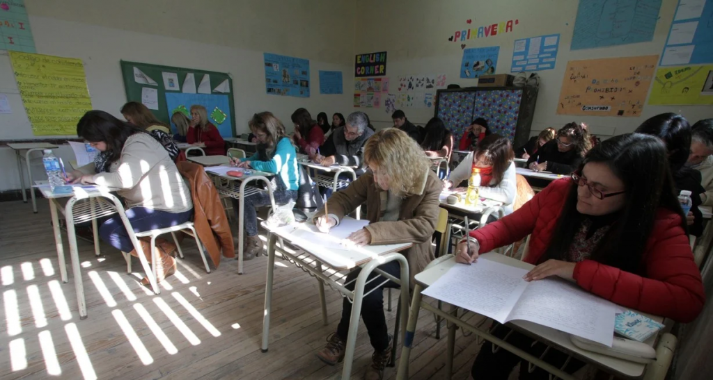 En mayo rendirán examen cerca de 7 mil aspirantes a cargos directivos de escuelas de Santa Fe