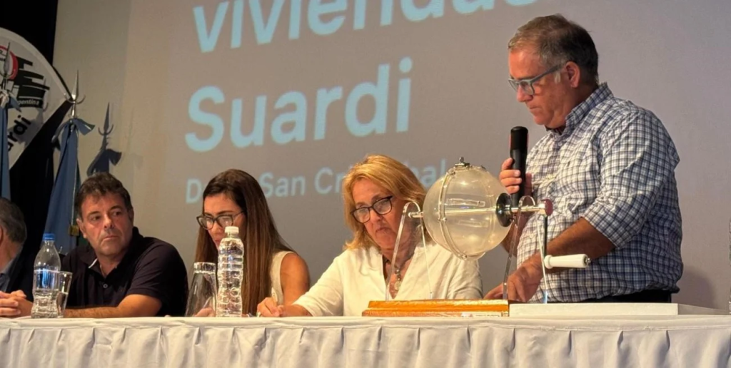 Suardi: sortearon 24 viviendas y avanza un nuevo barrio con inversi&oacute;n provincial