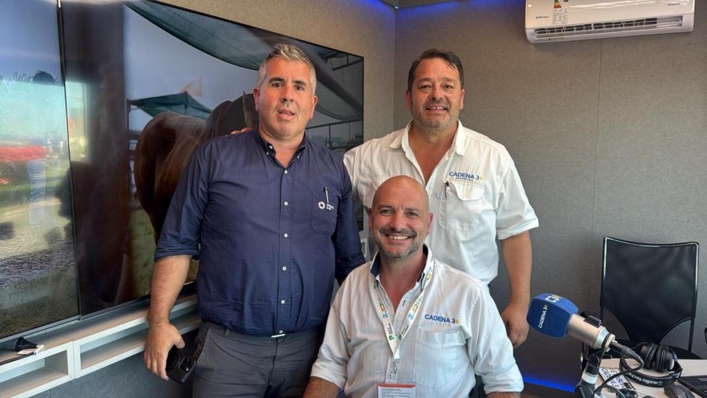 Biog&eacute;nesis Bag&oacute;, pionera en vacunaci&oacute;n animal, destaca en Expoagro