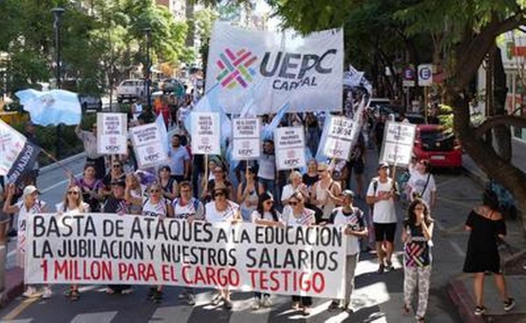 La marcha docente en R&iacute;o Cuarto alcanz&oacute; una adhesi&oacute;n superior al 90% en el paro