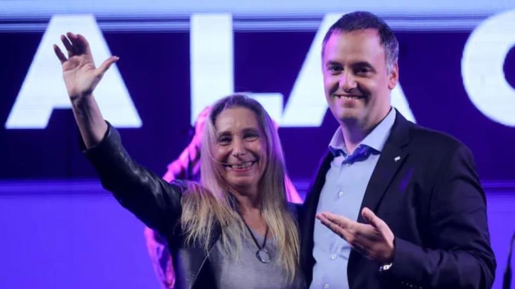 &ldquo;Mi apoyo, intacto&rdquo;: Karina Milei sali&oacute; a respaldar a Manuel Adorni en medio del esc&aacute;ndalo