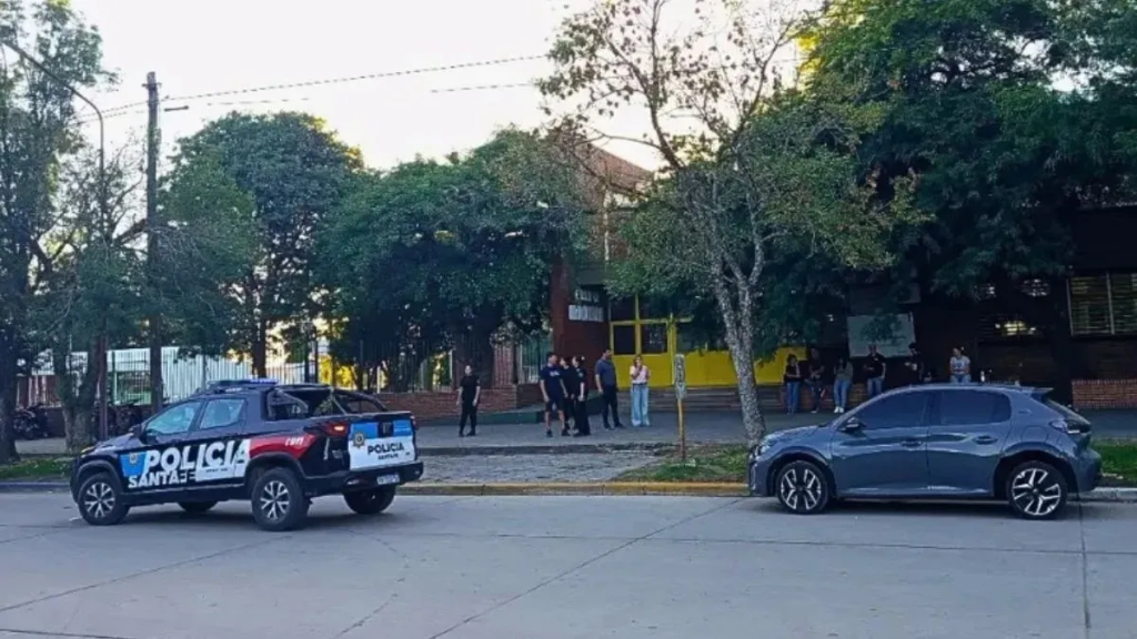 Confirman que el adolescente detenido en Nelson por el tiroteo en una escuela de San Crist&oacute;bal es punible