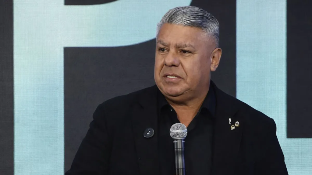 La Justicia autoriz&oacute; a Claudio Tapia a realizar tres viajes al exterior