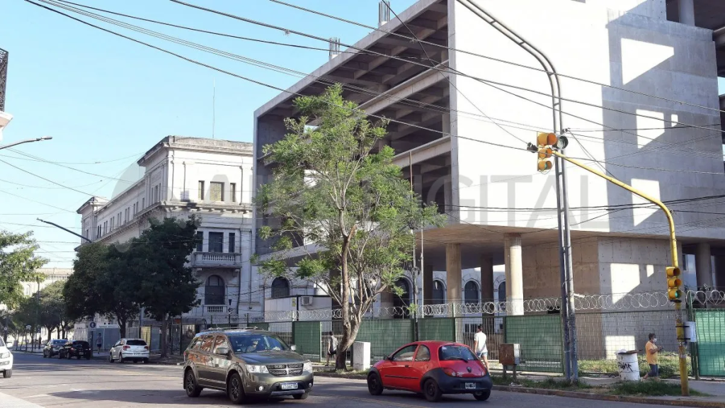 Conflicto por el nuevo edificio de Tribunales en Santa Fe: pedido de di&aacute;logo y una disputa que se proyecta a nivel nacional
