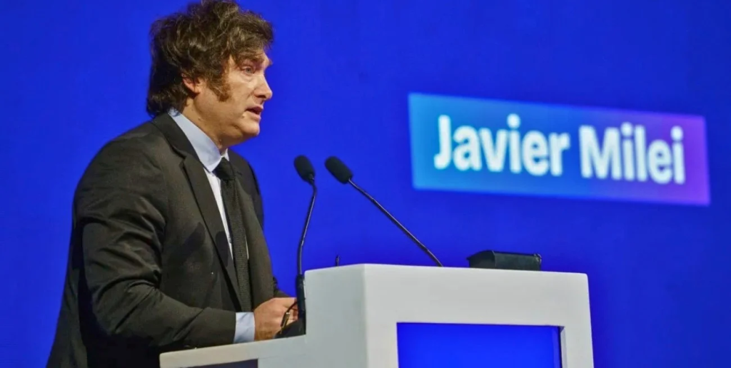Javier Milei sostuvo que la inflaci&oacute;n "se va a derrumbar hacia adelante"