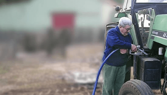 El debate por el precio del gasoil: en Argentina se paga m&aacute;s caro que en Brasil, Chile, EEUU y Paraguay