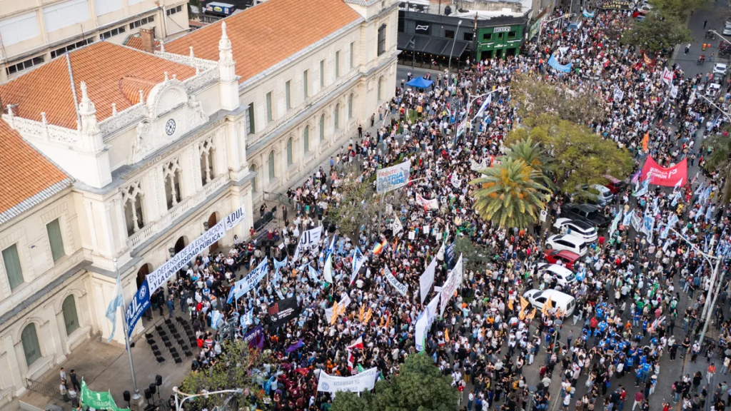 Convocan a una cuarta Marcha Federal Universitaria por el incumplimiento de la ley de financiamiento