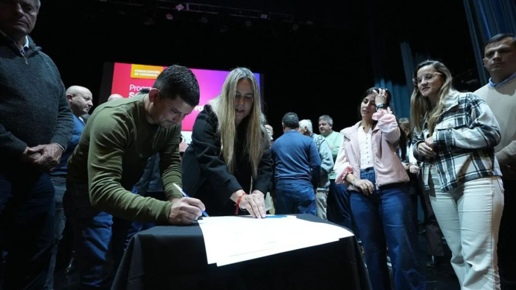 Santa Fe: Provincia aument&oacute; este a&ntilde;o un 50% los aportes a municipios y comunas para fortalecer la ni&ntilde;ez