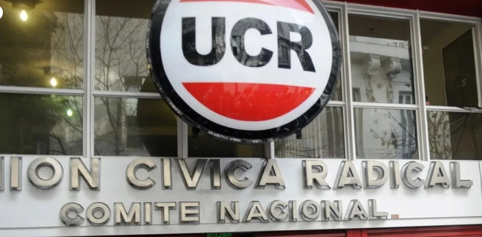 Ex legisladores nacionales de la UCR pidieron el rechazo a la Ley de Bases