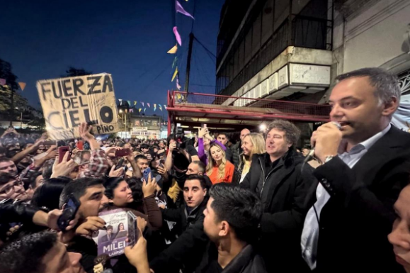 Milei y su campaña en CABA: volver a las fuentes