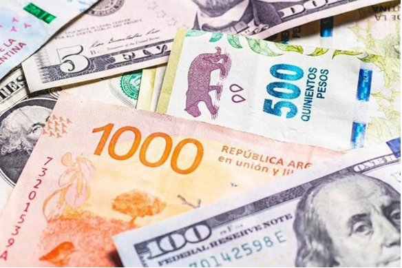 Dolarización y blanqueo: ¿Una solución o un parche electoral?