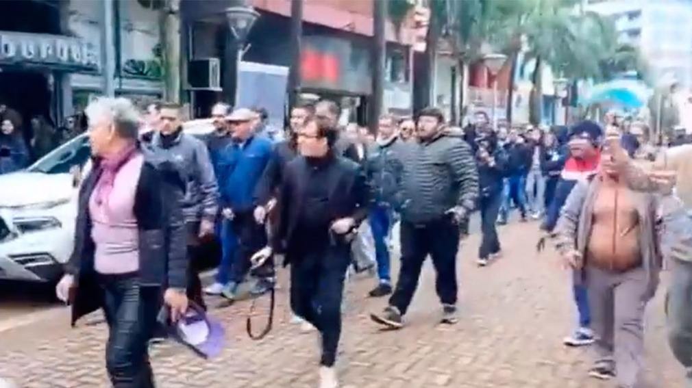 “Milei, nos prometiste otra cosa”: la hermana del presidente y Martín Menem fueron increpados en Misiones