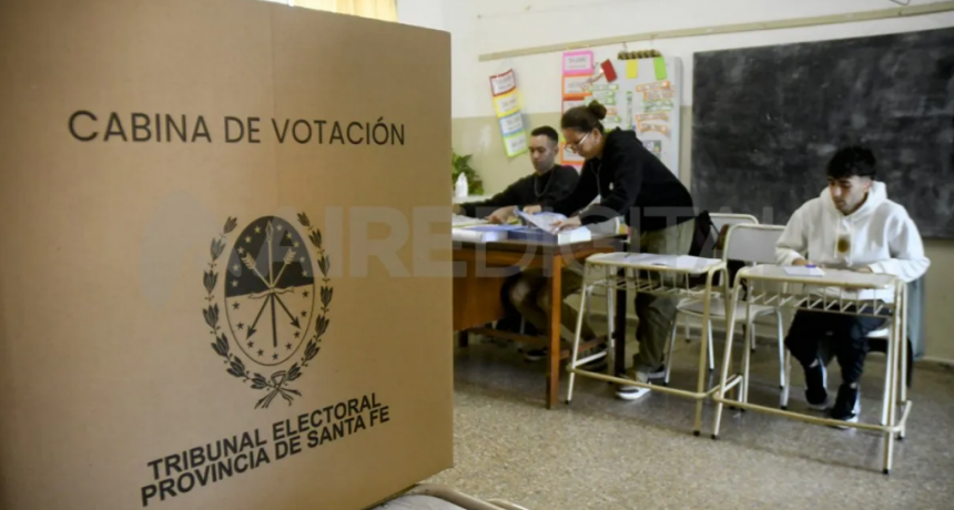 El gobierno de Santa Fe anunció cuándo les pagará a las autoridades de mesa de las últimas elecciones