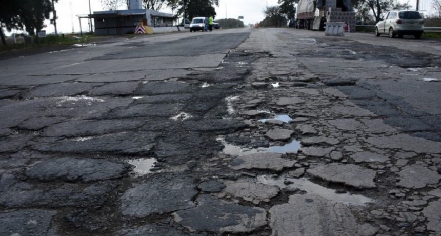 Corral va a la Justicia por las rutas y apoya inversiones a largo plazo en Santa Fe