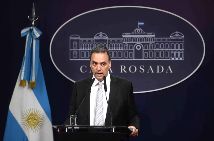 El Gobierno reabre la sala de periodistas en la Casa Rosada y se espera una conferencia de Manuel Adorni