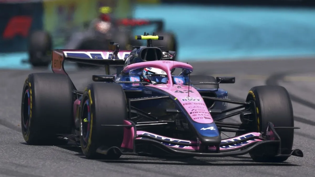 Franco Colapinto hizo una gran carrera, sum&oacute; puntos en Miami y super&oacute; su mejor marca en la F&oacute;rmula 1