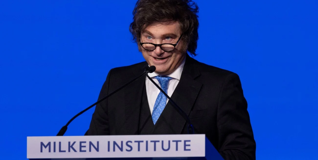 Milei defendi&oacute; con fuerza a Adorni tras el pedido de Bullrich: &ldquo;Ni en pedo se va&rdquo;