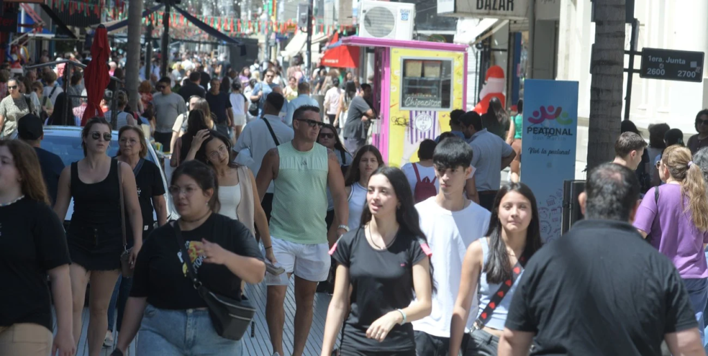 Los bajos salarios y la falta de trabajo lideran la lista de preocupaciones de los argentinos