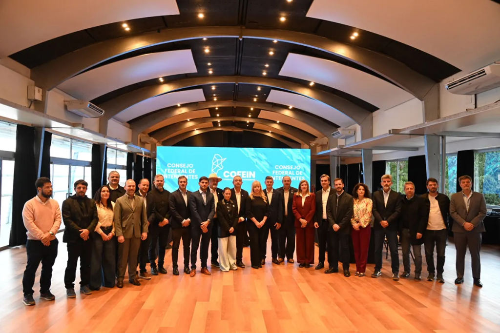 Intendentes de todo el pa&iacute;s se reunieron en Rosario para reclamar el env&iacute;o de fondos nacionales