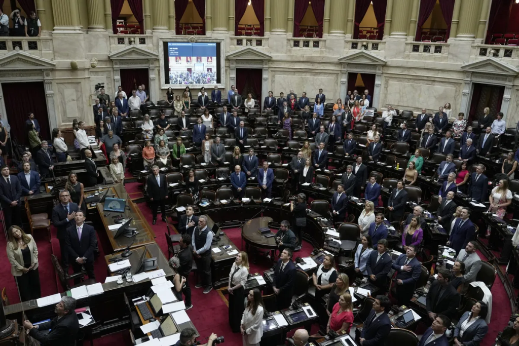"Zona Fr&iacute;a": el Gobierno nacional va a la sesi&oacute;n con los votos justos y negoci&oacute; subsidios por "zona c&aacute;lida" para seis provincias