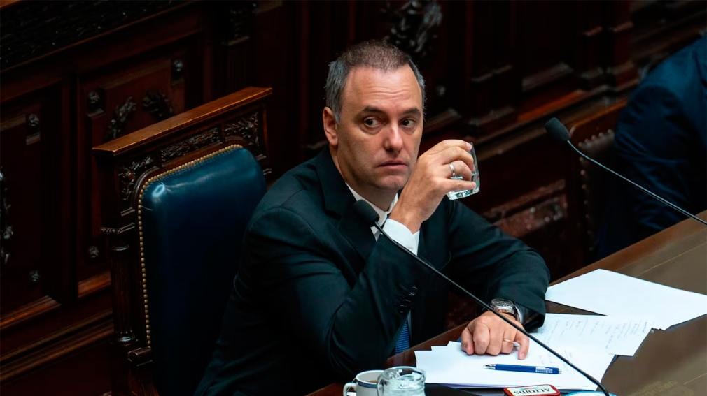 Adorni avanza con reuniones clave y el Gobierno prepara un paquete de proyectos para enviar al Congreso