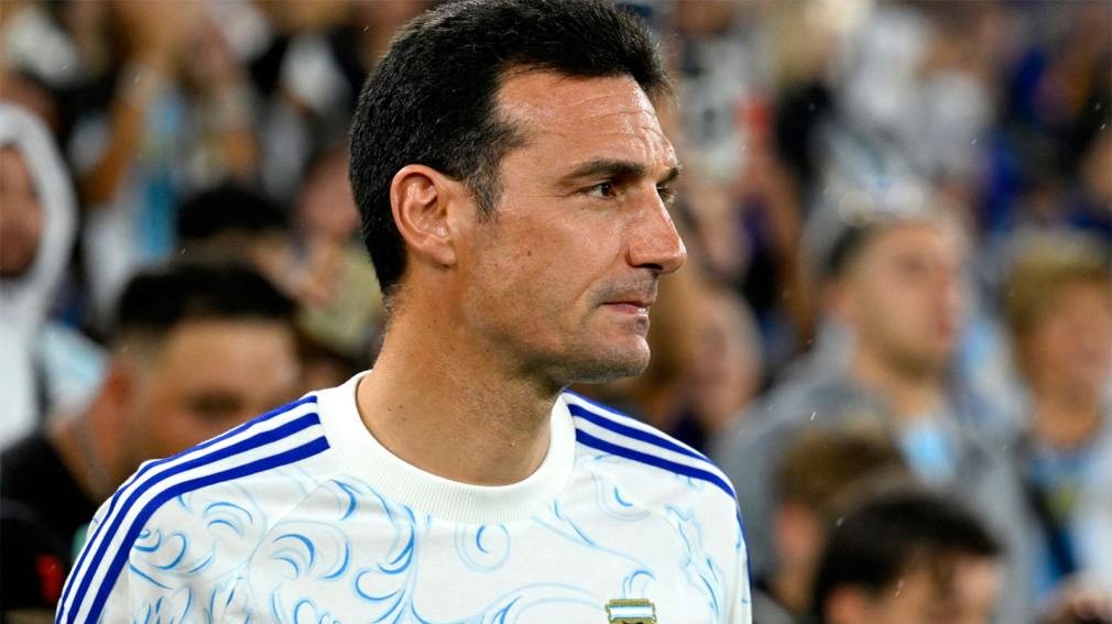 Scaloni rompi&oacute; el silencio, se refiri&oacute; a la lesi&oacute;n de Messi y no descart&oacute; sorpresas en la lista para el Mundial