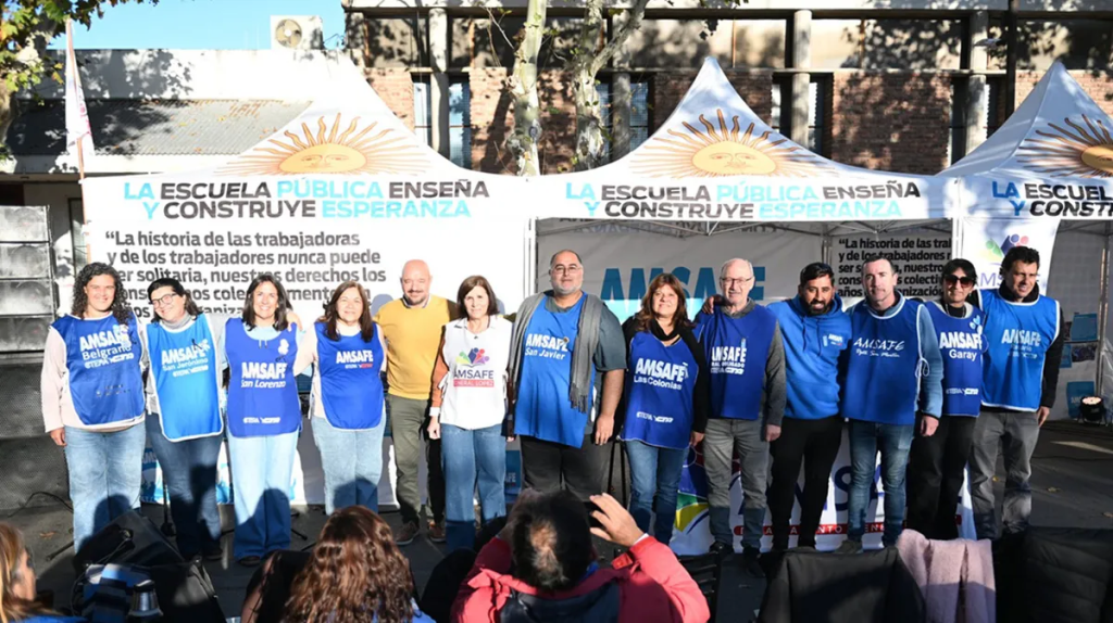 Venado Tuerto: la Carpa Blanca de la Dignidad Docente sigue recorriendo la provincia de Santa Fe